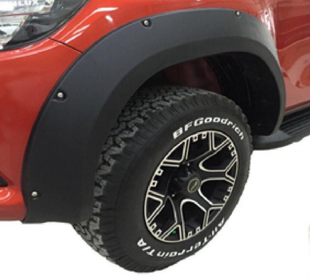 SAFARI 輪弧 HILUX 2.5吋 / 4吋 3