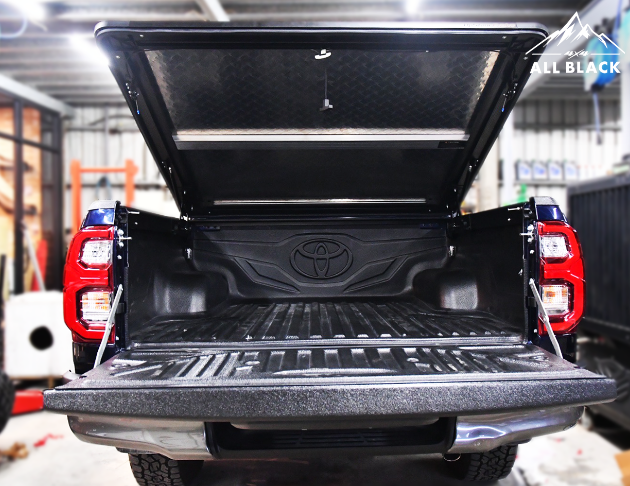 UPSTONE 粗曠鋁平蓋 HILUX 2016+ 8