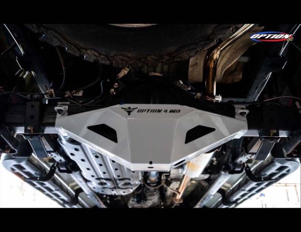 OPTION 後差速器護板 HILUX 鋼鐵3mm