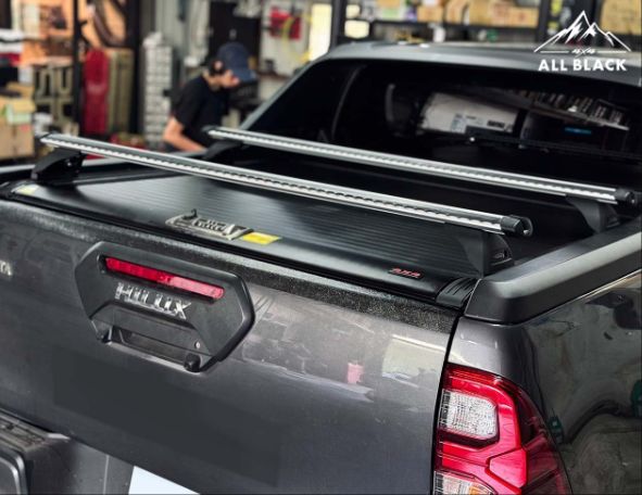 Hilux 捲簾用 YAKIMA 橫桿 2