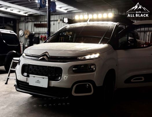 赤焰廣角越野排燈 帶背景光 <br/> 30