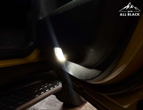 車門迎賓燈 LC250 5