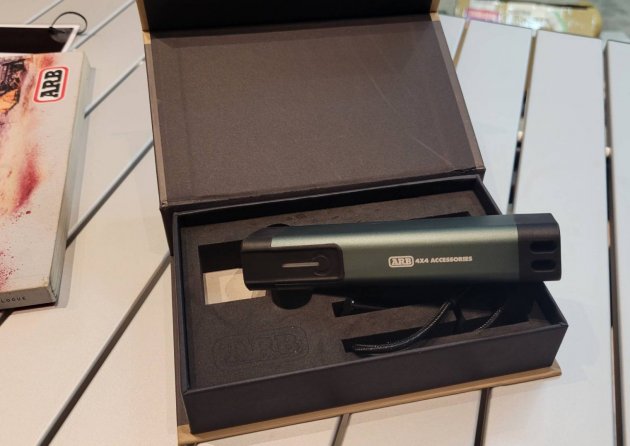 ARB HORIZON手電筒