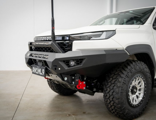 Offroad Animal HILUX TRAVO 前保桿 PREDATOR 侵略者2026+ 6